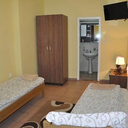 Guest House Best Food Subotica Ngoại thất bức ảnh