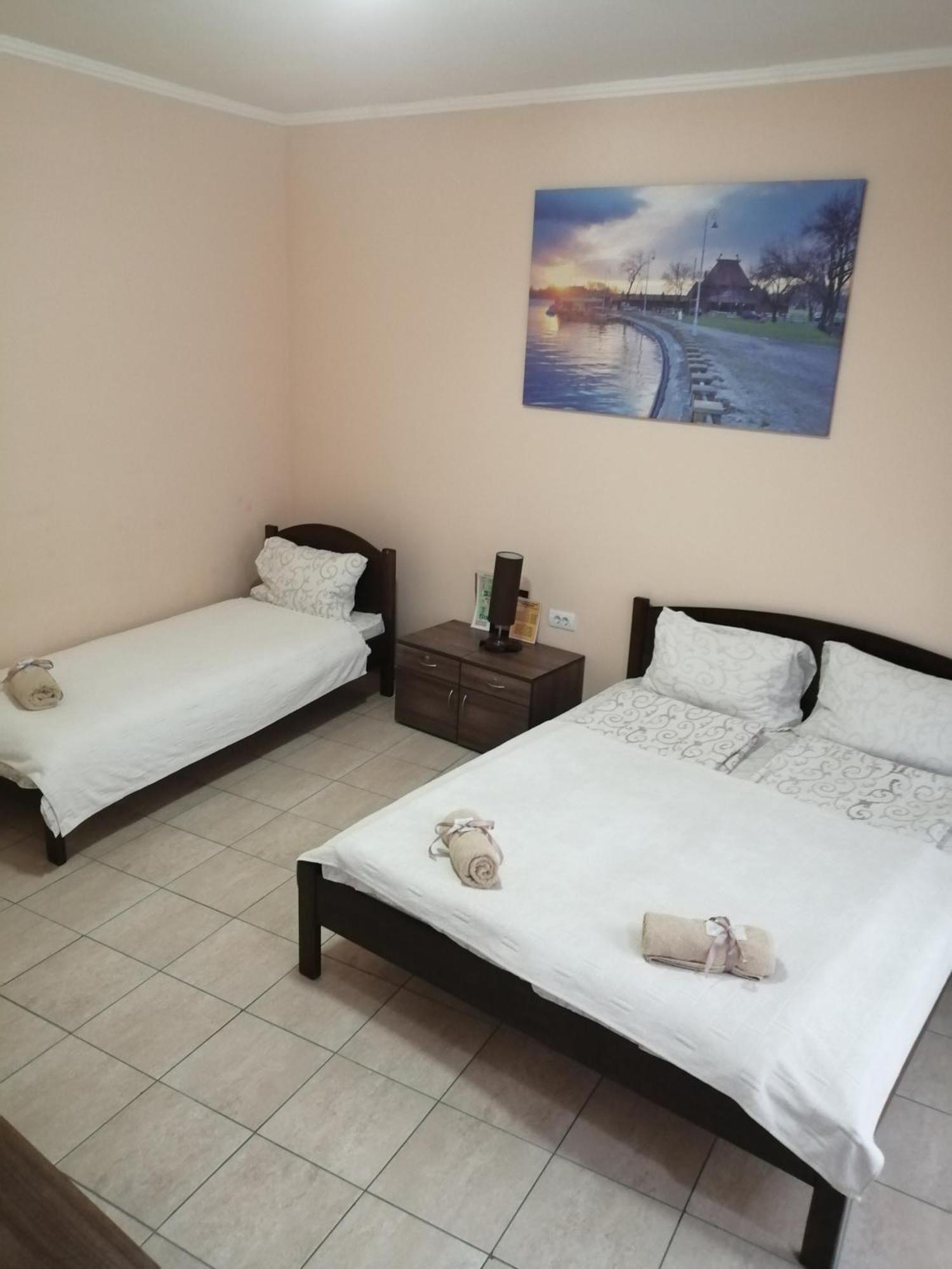 Guest House Best Food Subotica Phòng bức ảnh